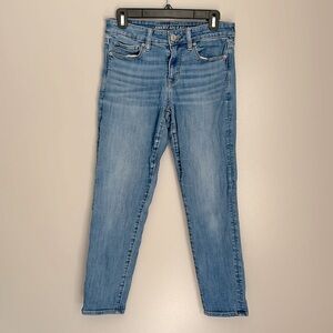 AE Medium Wash Skinny Jeans